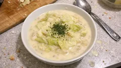 白菜だけでこんなにとろとろ：やさしい味のクリーム煮（失敗しにくいとろみ）